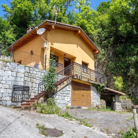 Вилла Casa En Campo De Касо Экстерьер фото